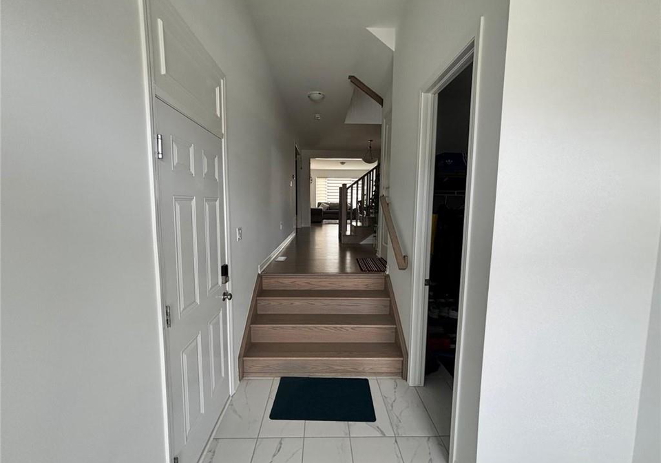 299-rosenberg-way-kitchener-ontario-40860453