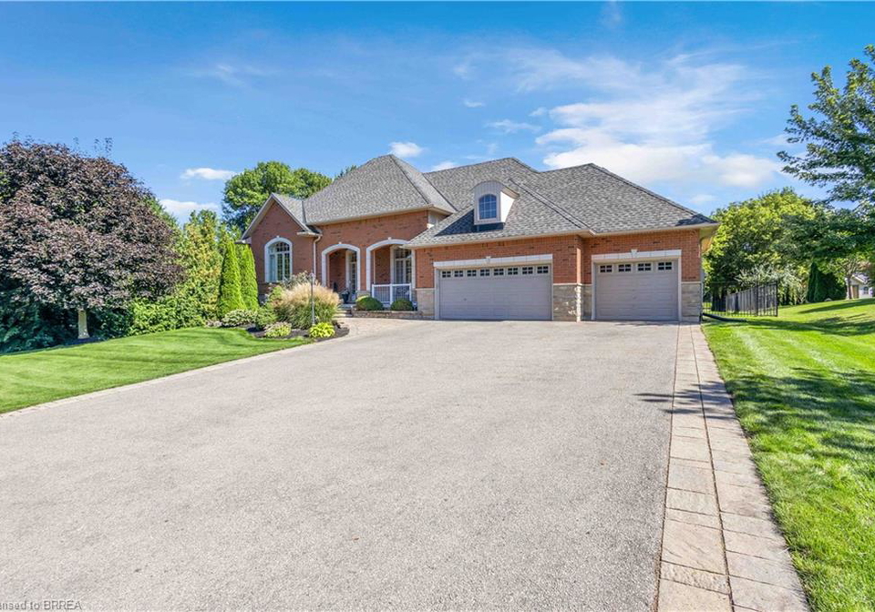 3-franks-lane-brantford-ontario-40860487