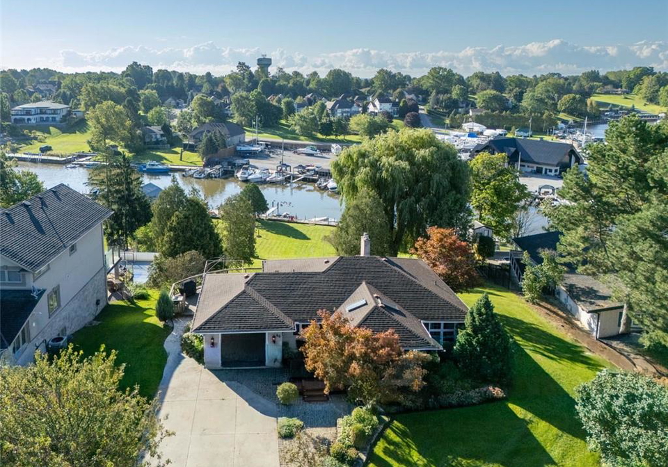 46-sunninghill-drive-port-dover-ontario-40860508