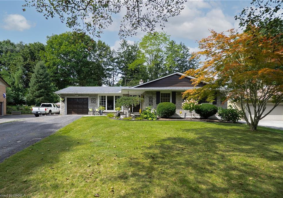 70-berkley-crescent-simcoe-ontario-40860543