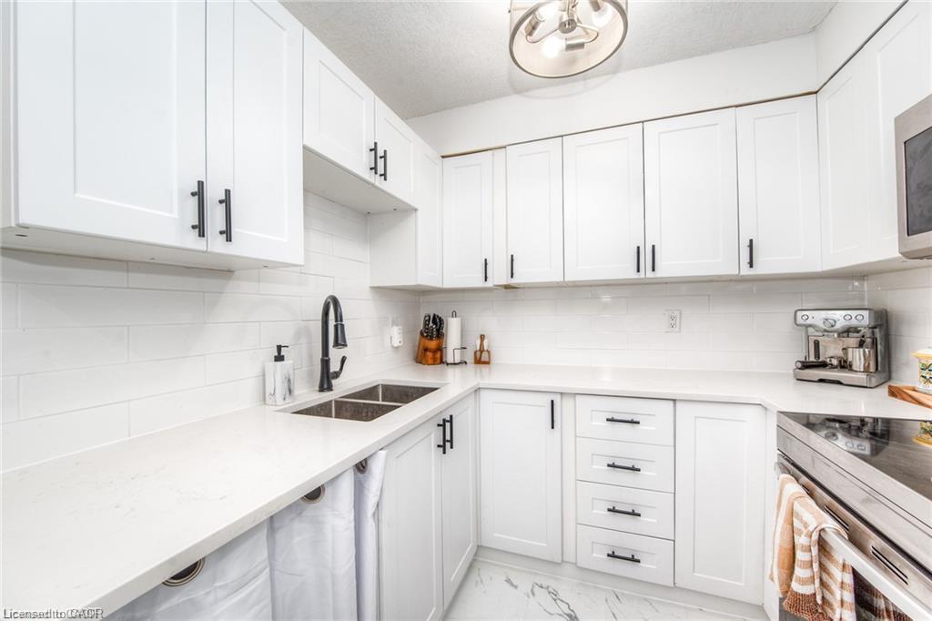 225-harvard-place-waterloo-ontario-40860574