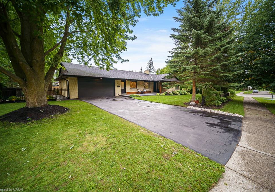 220-claremont-avenue-kitchener-ontario-40860591