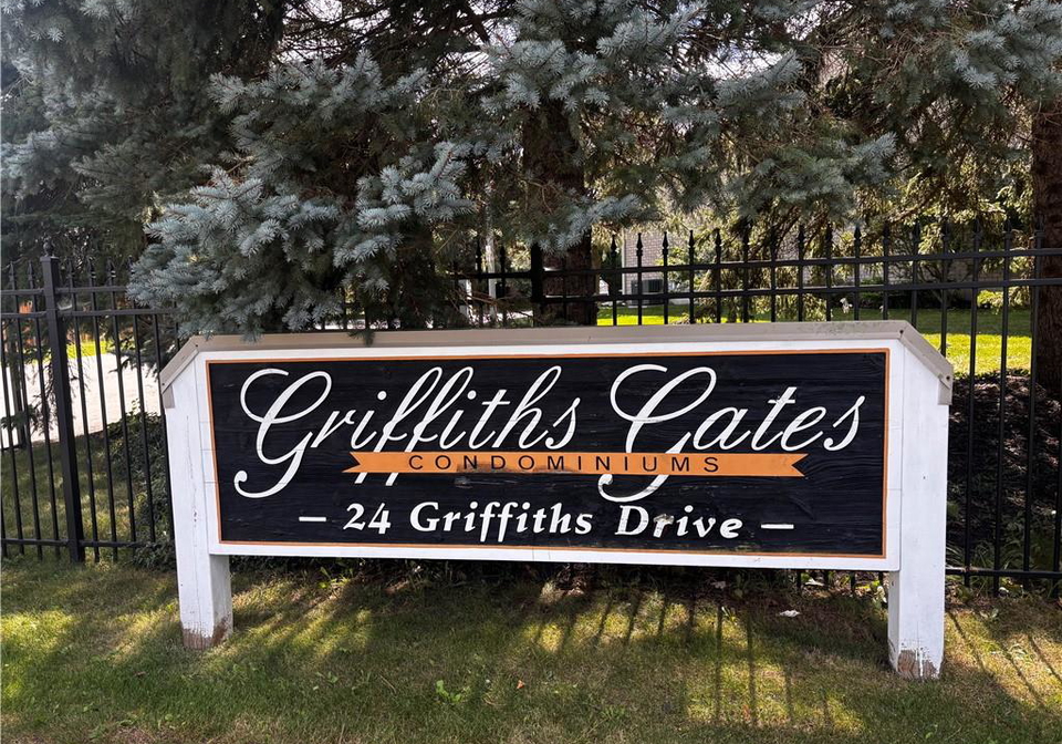 24-griffiths-drive-paris-ontario-40860616