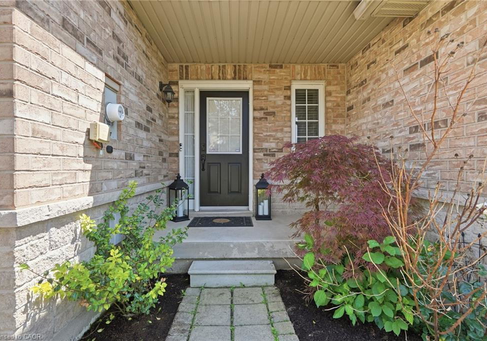 39-panabaker-drive-ancaster-ontario-40860621