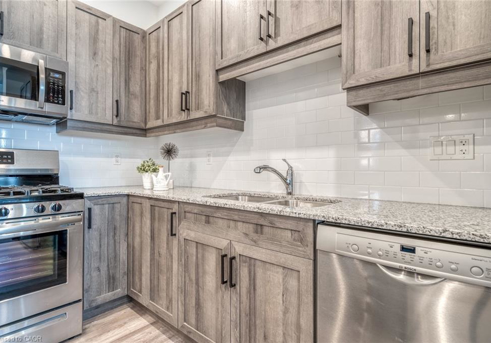 52-barton-street-e-hamilton-ontario-40860650