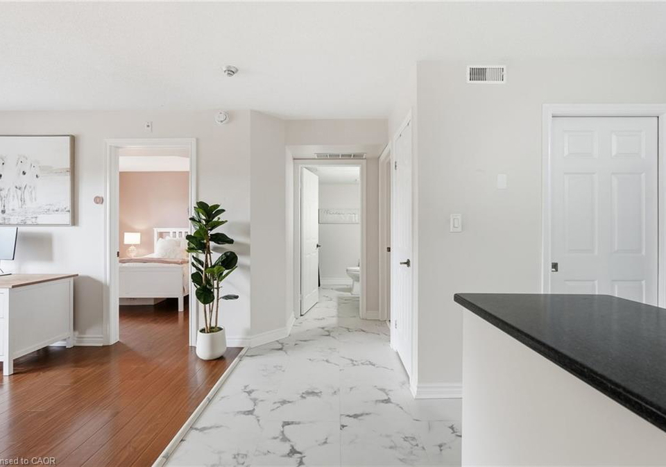 2030-cleaver-avenue-burlington-ontario-40860654