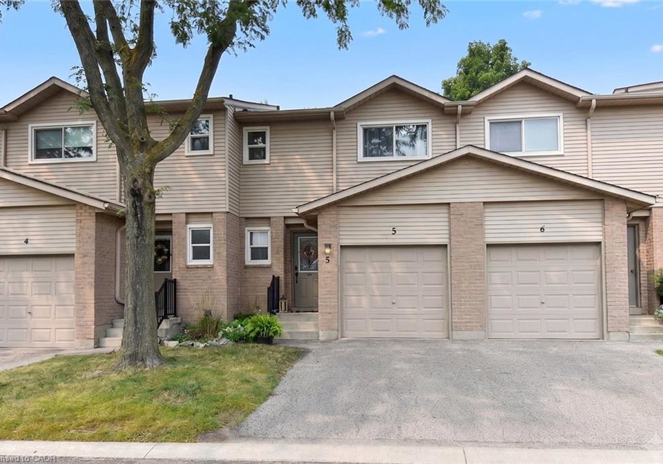 15-derby-street-hamilton-ontario-40860655