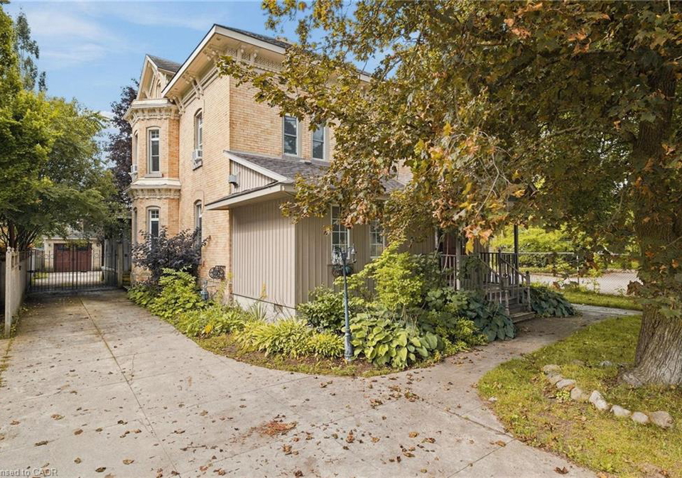 450-main-street-w-listowel-ontario-40860658