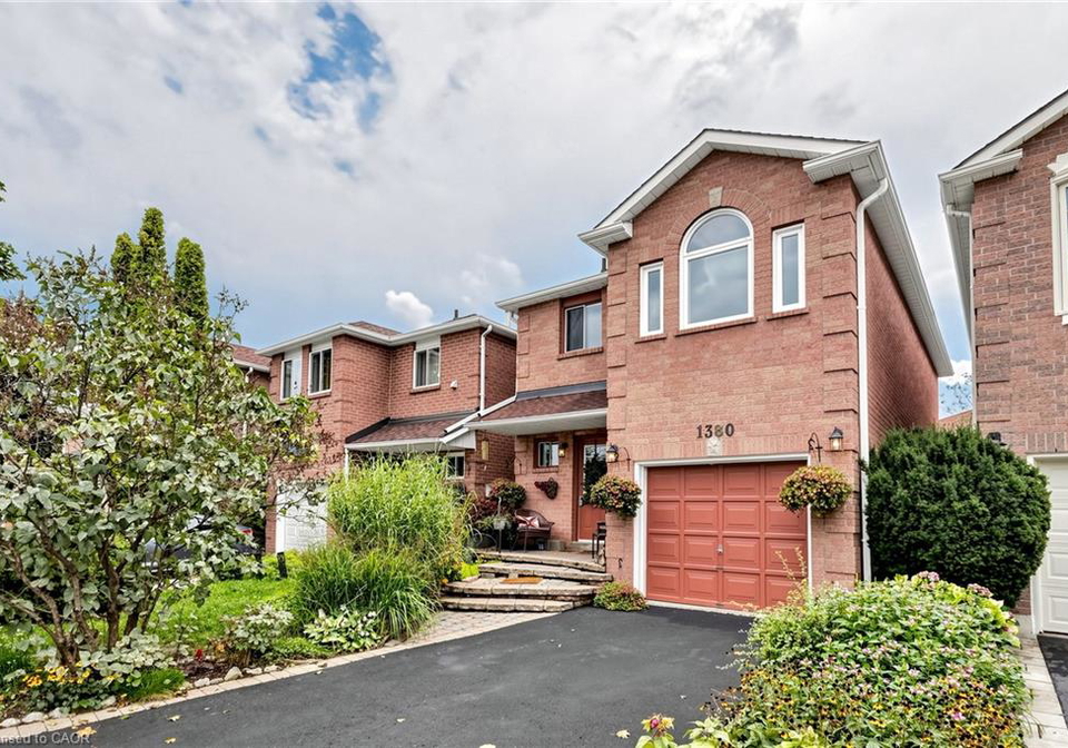1380-hazel-mccleary-drive-oakville-ontario-40860660