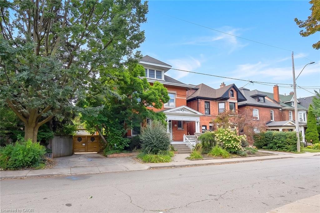 34-holton-avenue-s-hamilton-ontario-40860685
