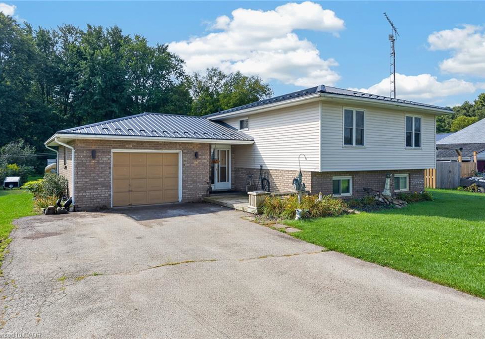 914-windham-road-11-delhi-ontario-40860701