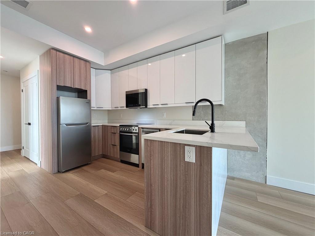 169-james-street-s-hamilton-ontario-40860725