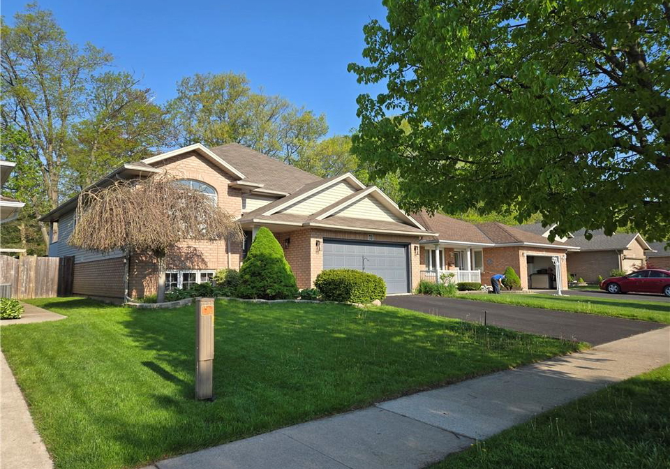 73-foxtail-avenue-welland-ontario-40860736