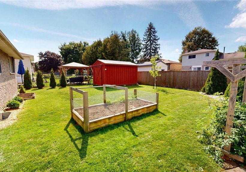 18-larkspur-lane-paris-ontario-40860807