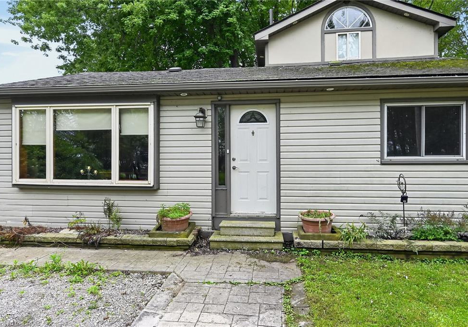 64-windy-line-lowbanks-ontario-40860863