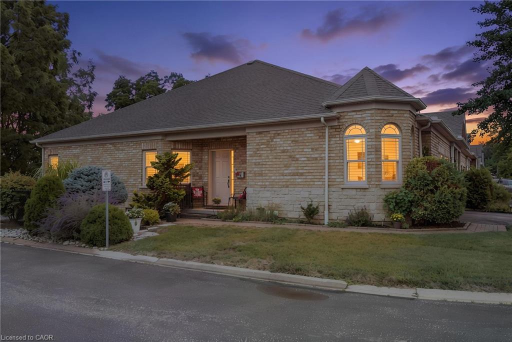 10-cobblestone-drive-paris-ontario-40860877