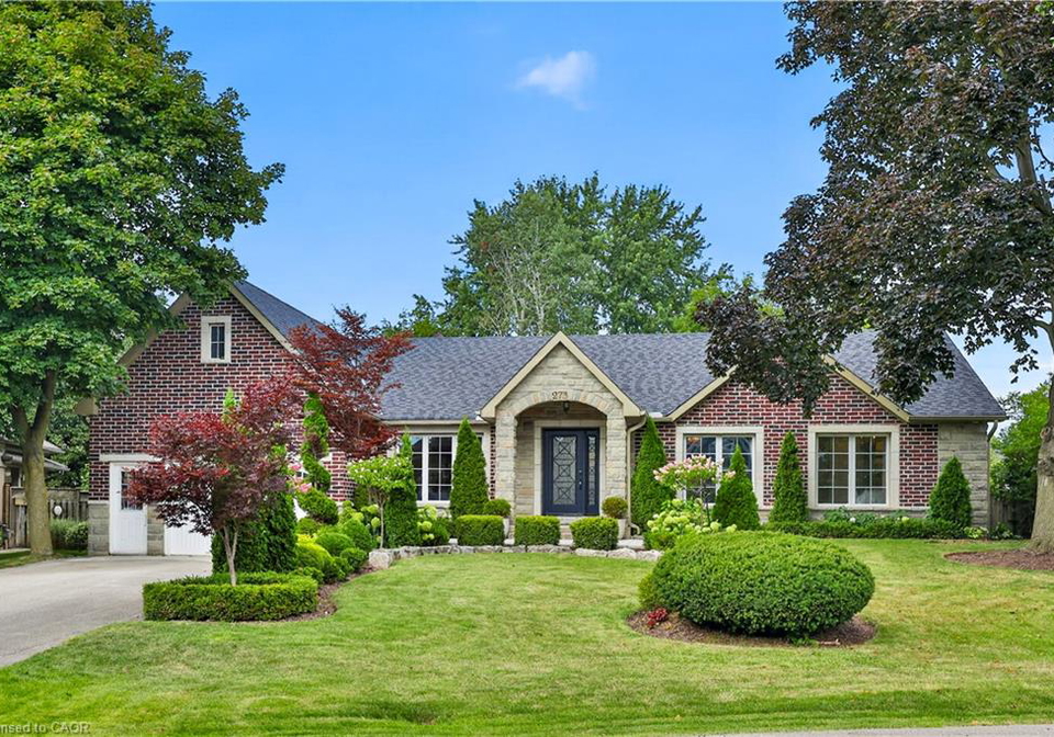 273-savoy-crescent-oakville-ontario-40860879