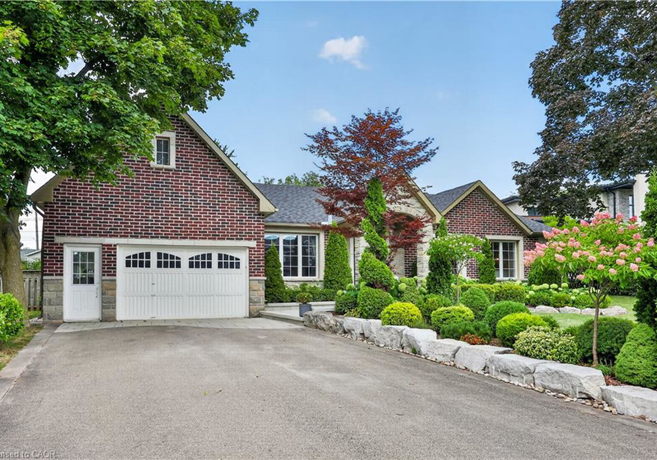 273-savoy-crescent-oakville-ontario-40860879