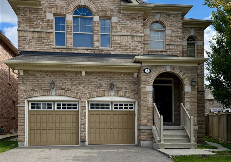 3-mediterranean-crescent-brampton-ontario-40860885
