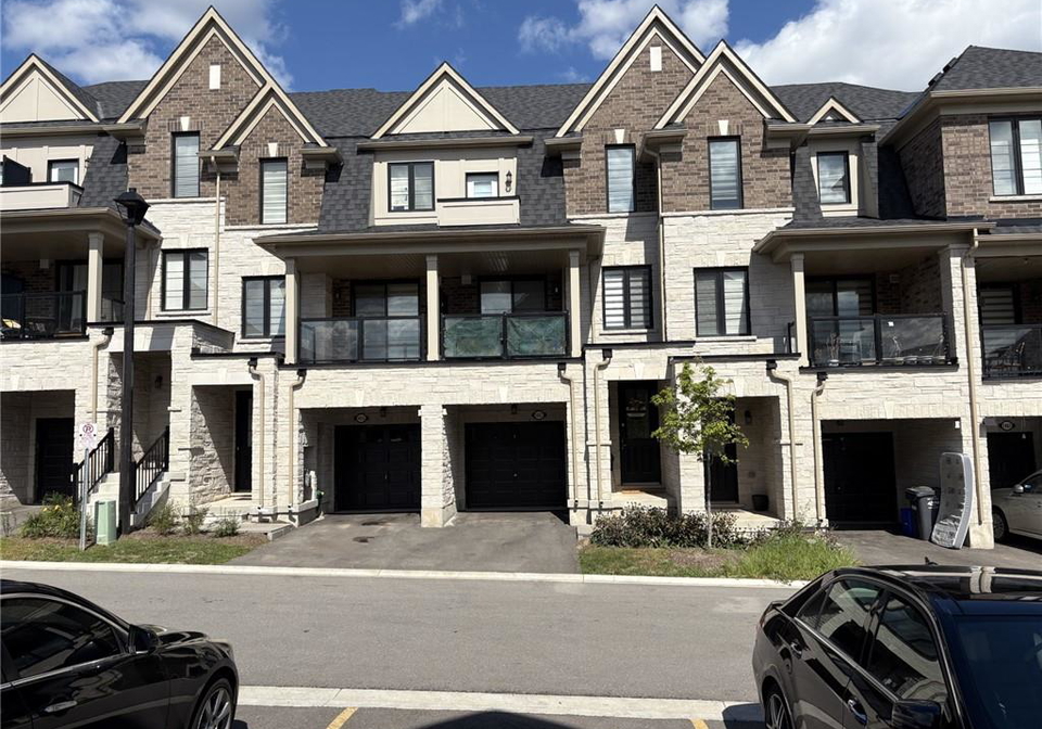 1457-national-common-burlington-ontario-40860889