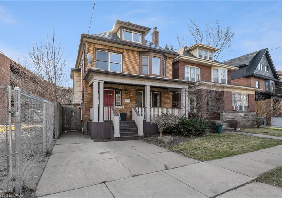 9-melrose-avenue-s-hamilton-ontario-40860891
