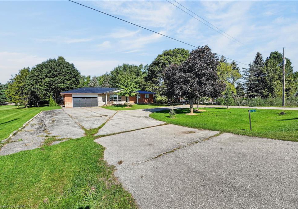 3733-highway-3-hagersville-ontario-40860904