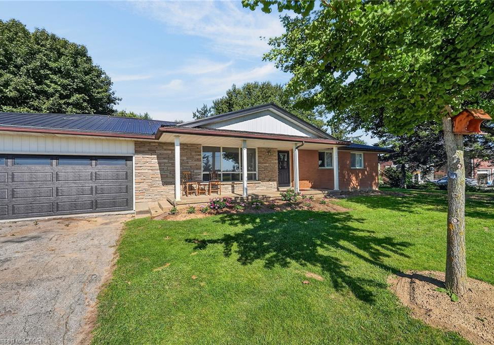 3733-highway-3-hagersville-ontario-40860904