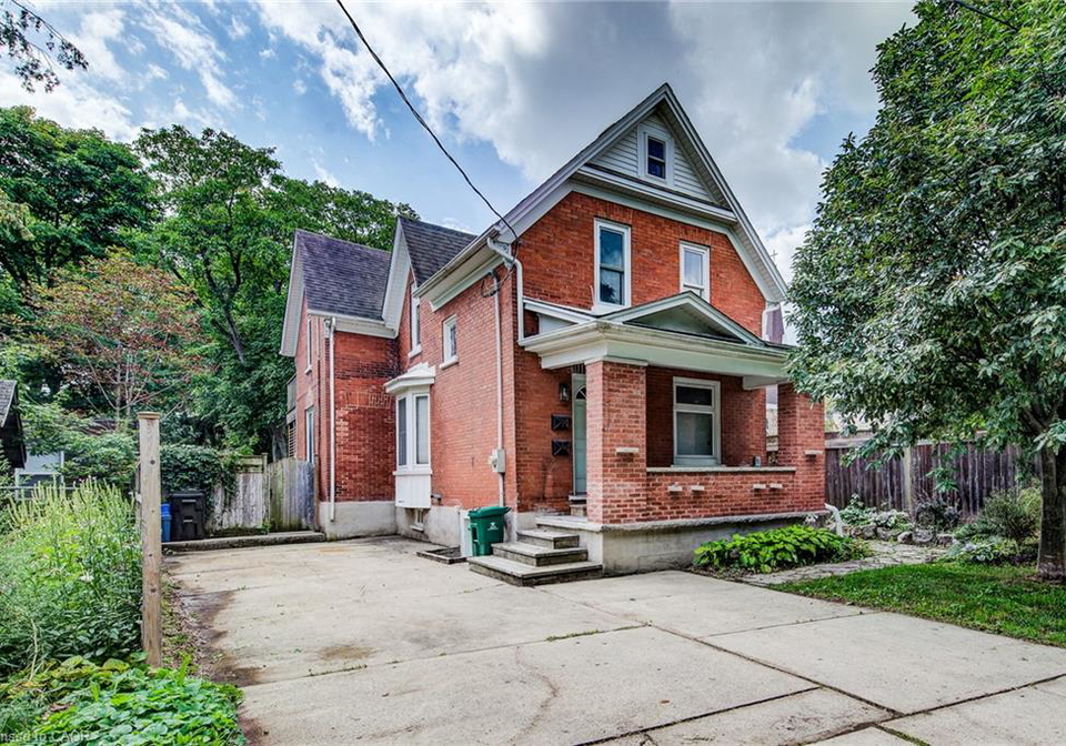 81-willow-street-waterloo-ontario-40860943