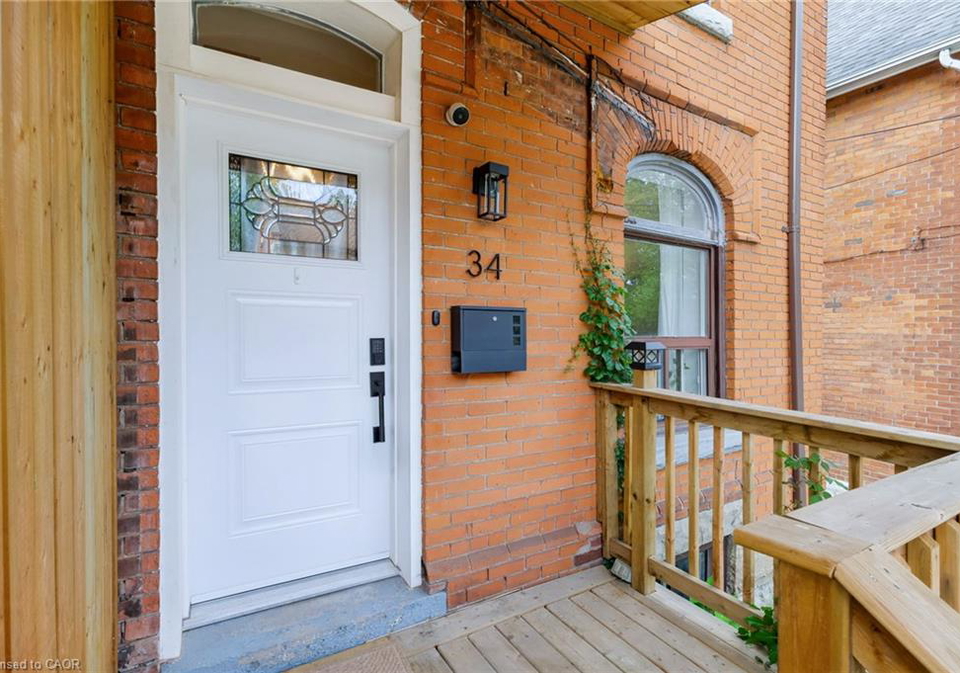 34-baillie-street-hamilton-ontario-40860974