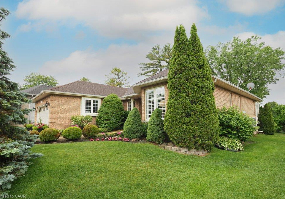 137-foxboro-drive-baden-ontario-40860978