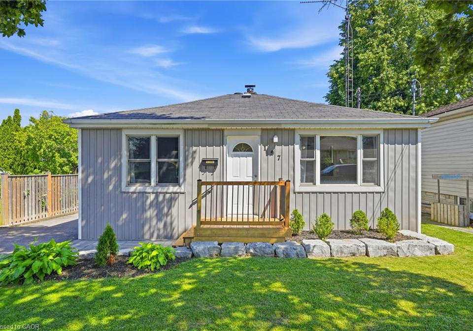 197-east-44th-street-hamilton-ontario-40860994