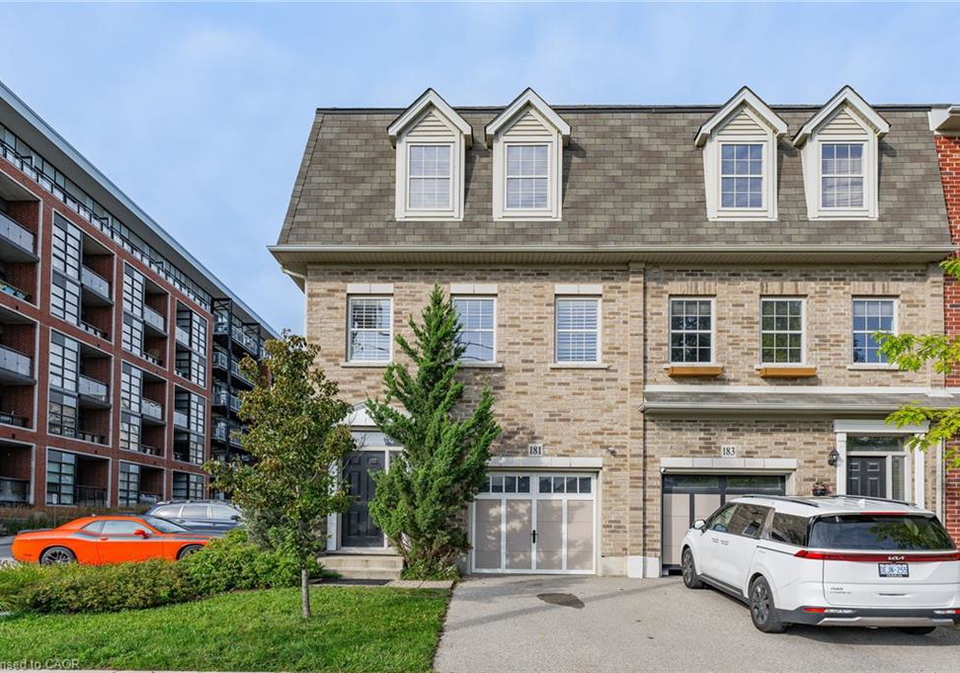 181-st-leger-kitchener-ontario-40861043