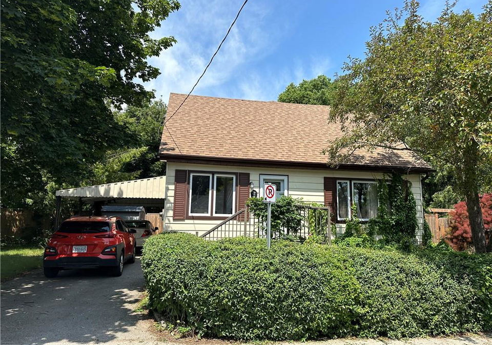 8-sterling-street-brantford-ontario-40861068