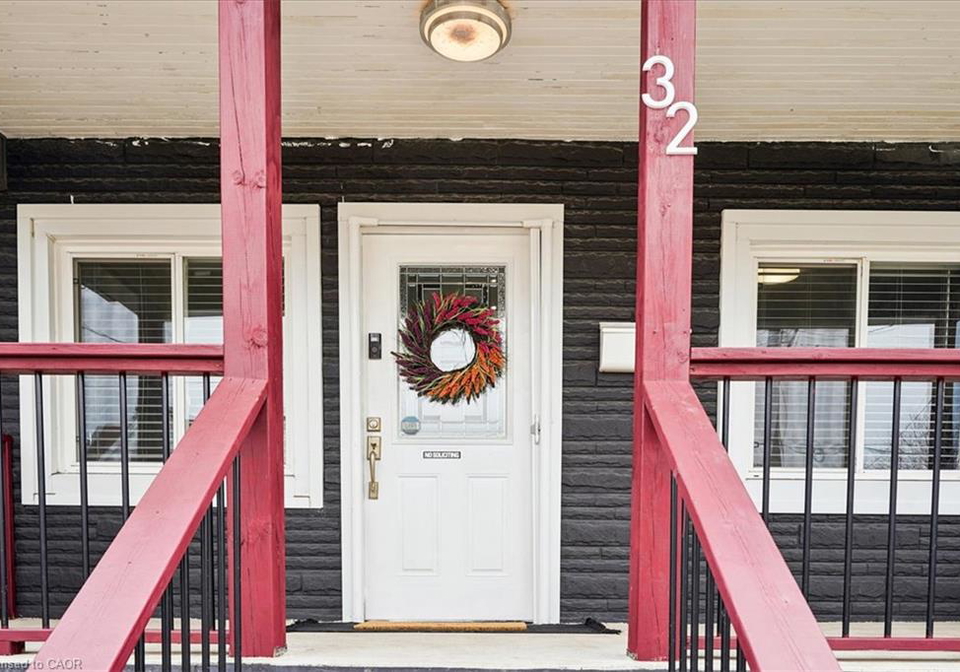 32-allan-avenue-hamilton-ontario-40861073