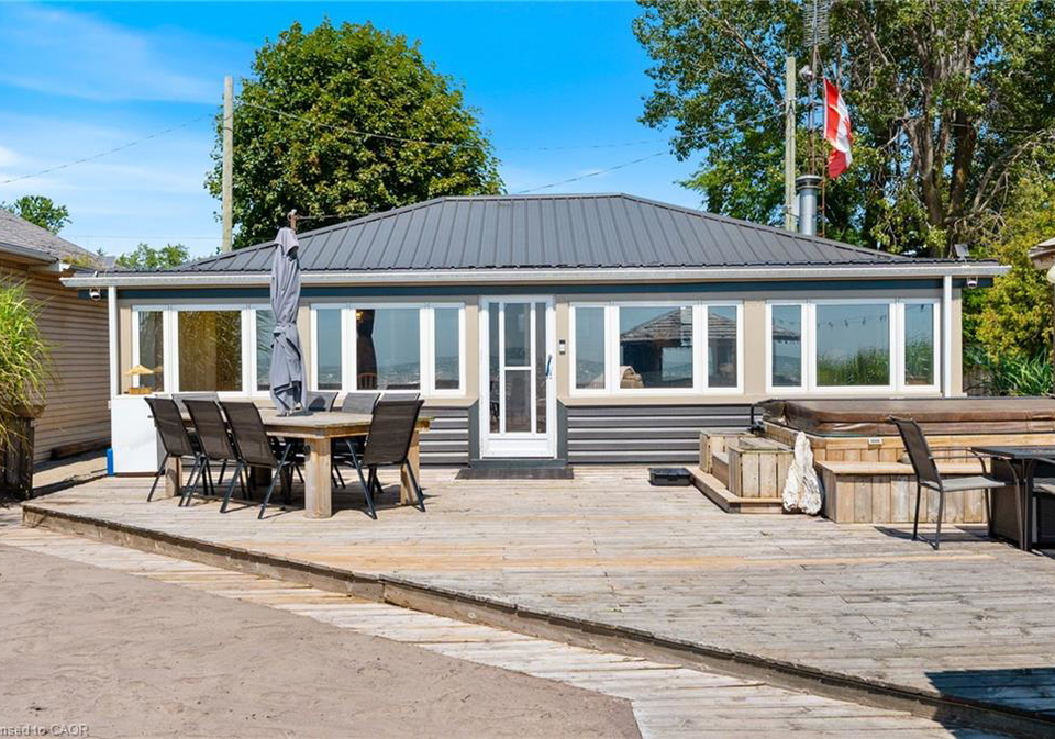 7-woodstock-avenue-long-point-ontario-40861075