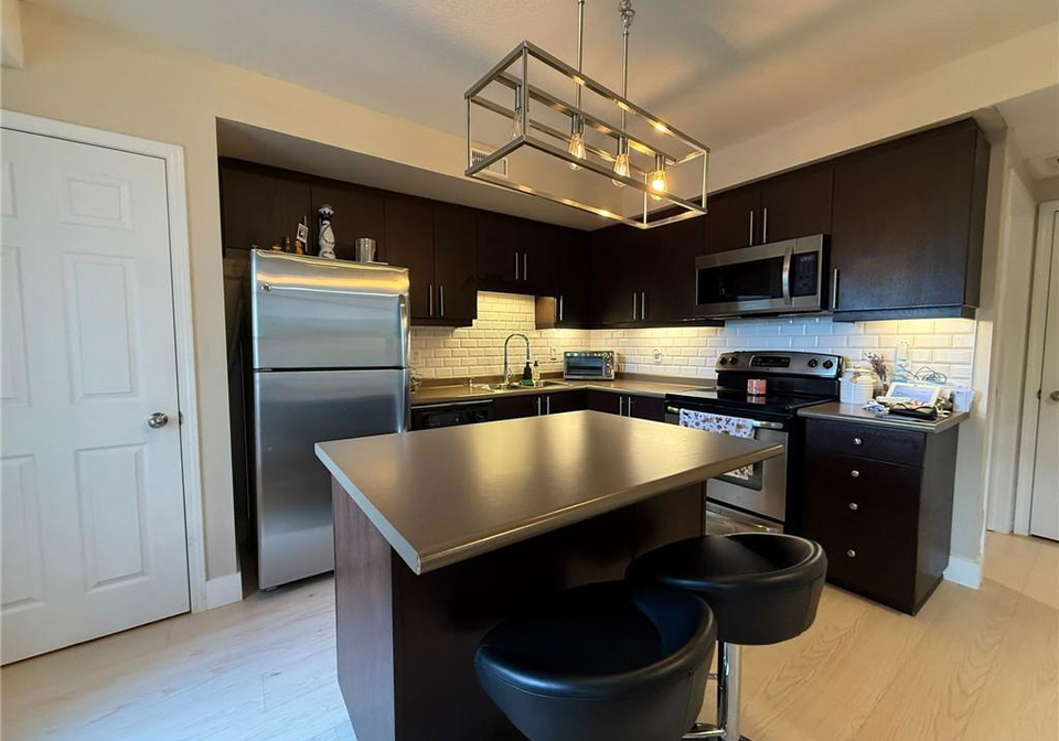 255-maitland-street-kitchener-ontario-40861086