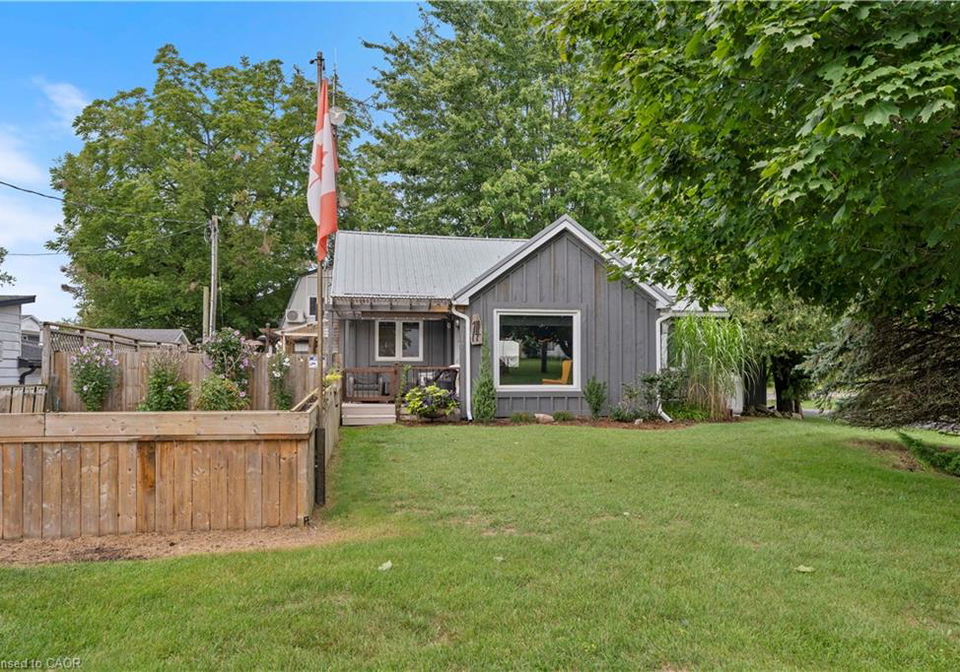 14-howey-avenue-long-point-ontario-40861087