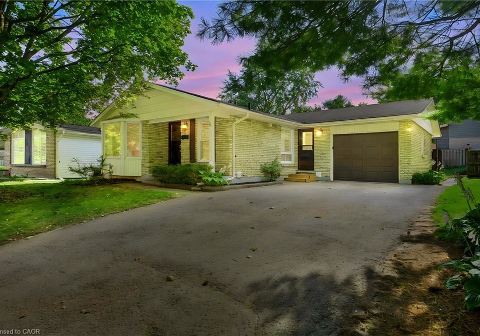 95-underhill-crescent-kitchener-ontario-40861098