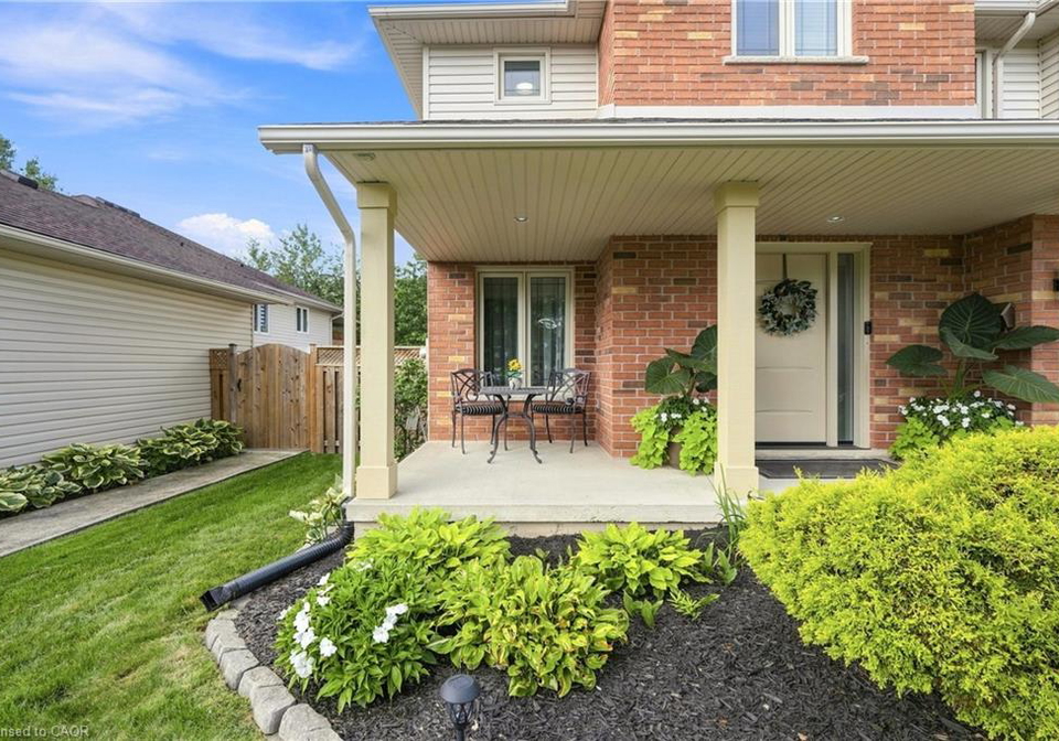 325-foxtail-avenue-welland-ontario-40861103