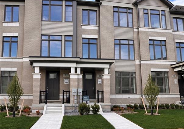 10-freedom-crescent-mount-hope-ontario-40861120