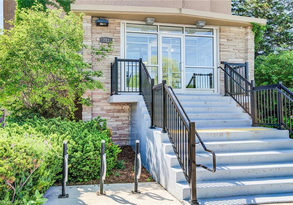 283-fairway-road-n-kitchener-ontario-40861122