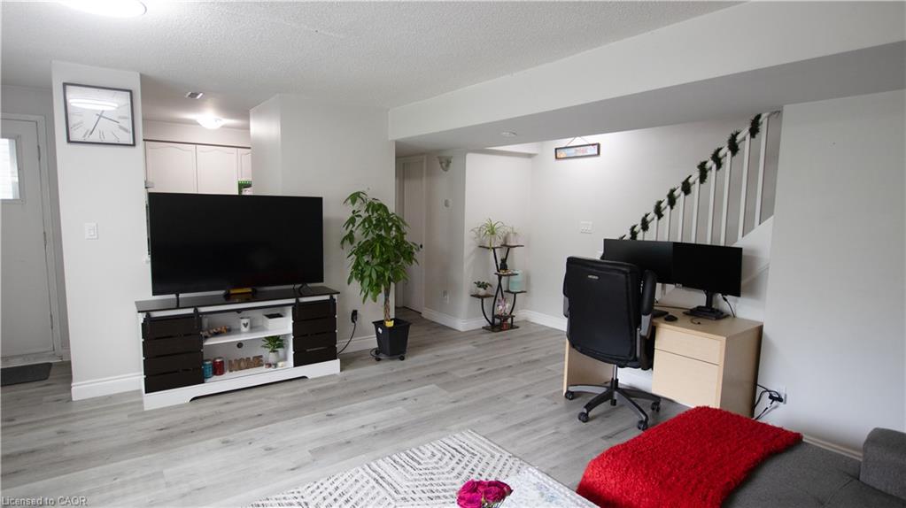 461-beechwood-place-waterloo-ontario-40861138