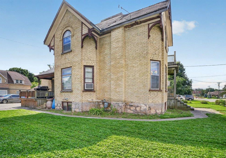 569-frederick-street-kitchener-ontario-40861175