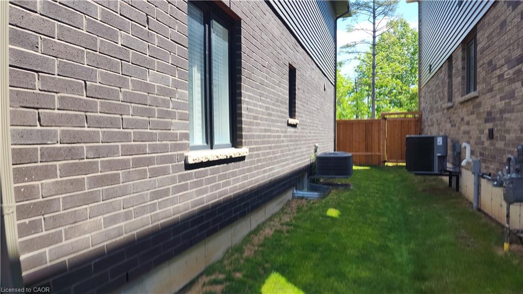 127-court-drive-paris-ontario-40861176