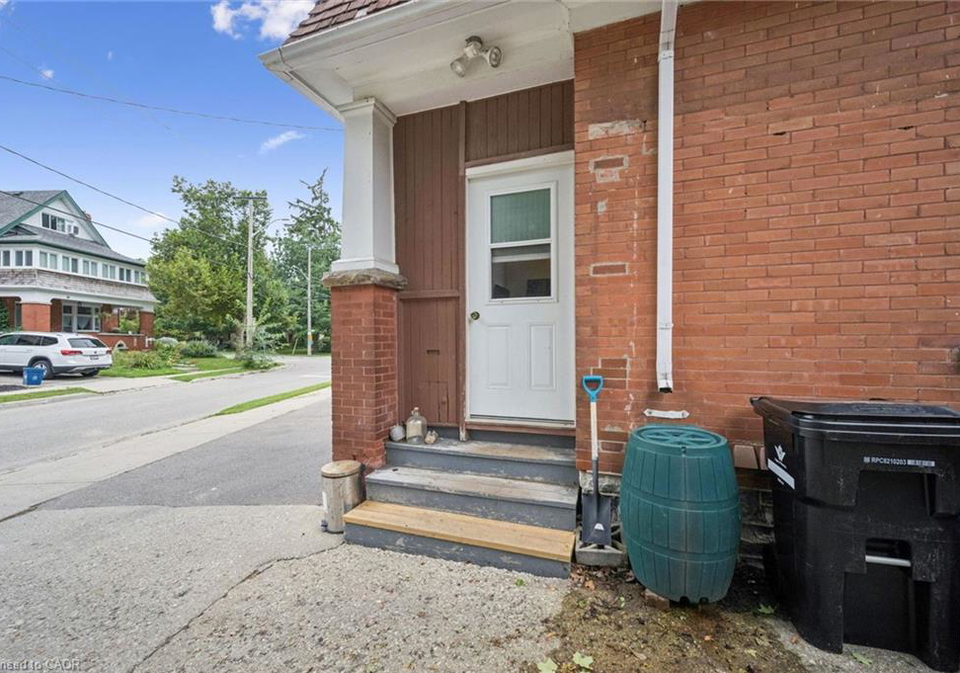 143-david-street-kitchener-ontario-40861195