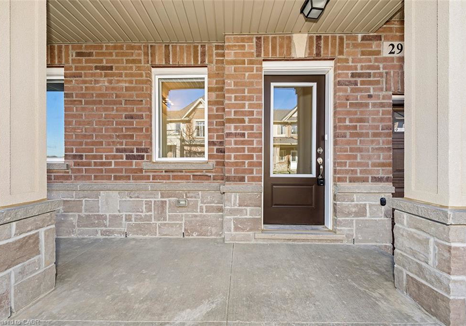 205-thames-way-mount-hope-ontario-40861238