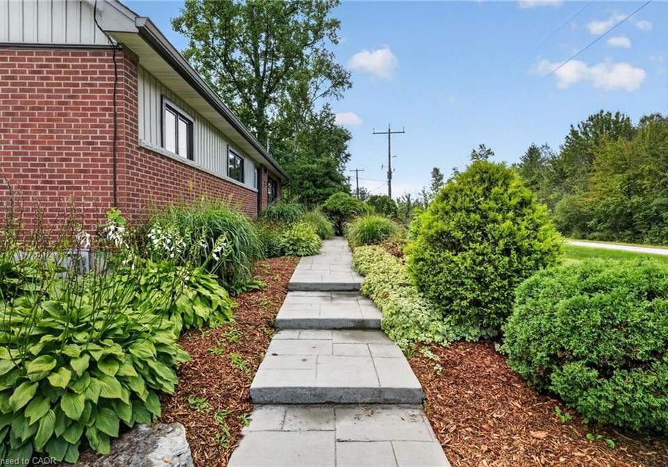 1216-cataract-road-thorold-ontario-40861284