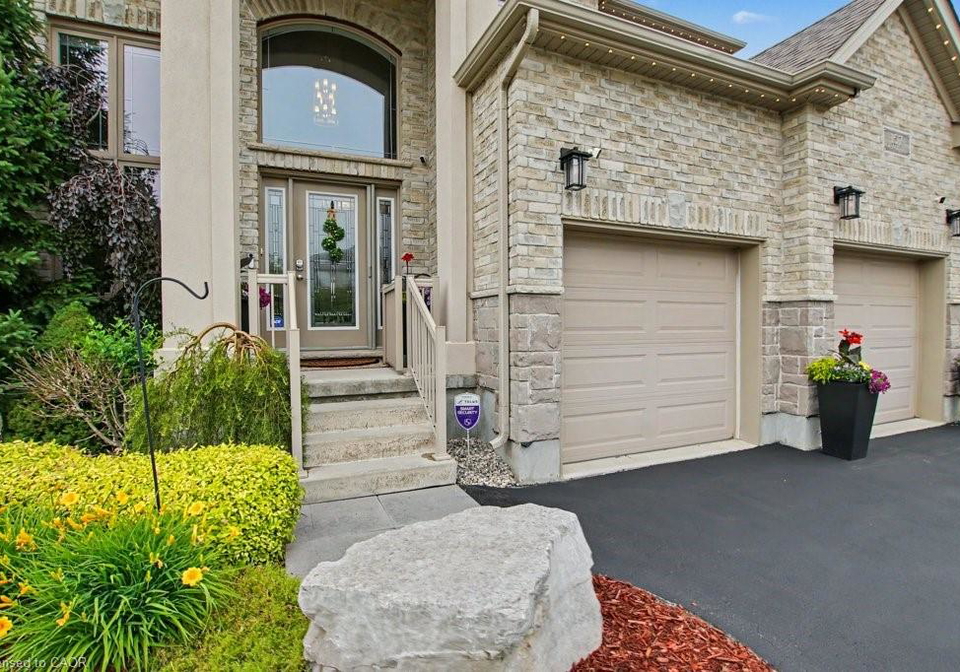 157-green-gate-boulevard-cambridge-ontario-40861304