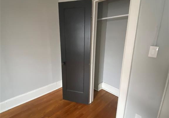 216-king-street-s-waterloo-ontario-40861346
