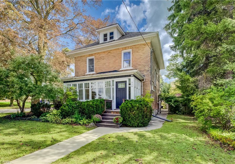 420-parkside-drive-mount-forest-ontario-40861352